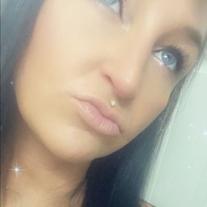 Meet your Posher, Lacey